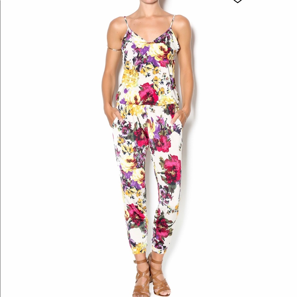 VeronicaM Floral Jumpsuit XLarge